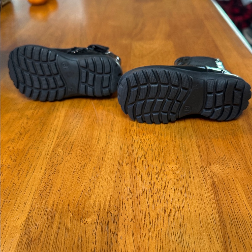 Dolce & Gabbana Black Kids Boots - Picture 5 of 9